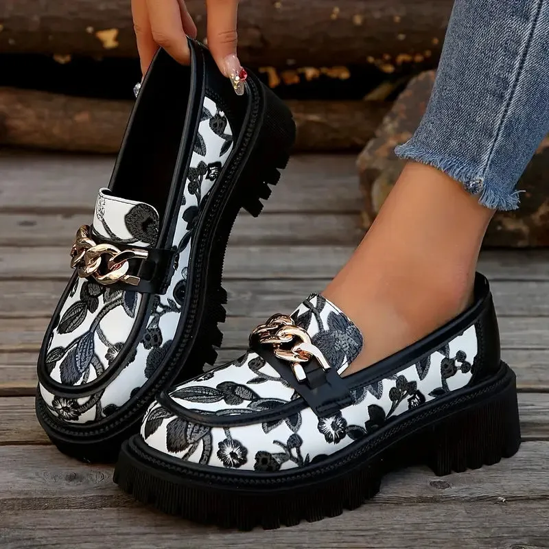 Chique Retro Bloemen Loafers - Slip-On met Metallic Gesp & Dikke Zool
