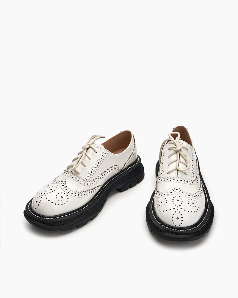 (Clean Up - US 10) Patent Leather Carved Platform Loafers