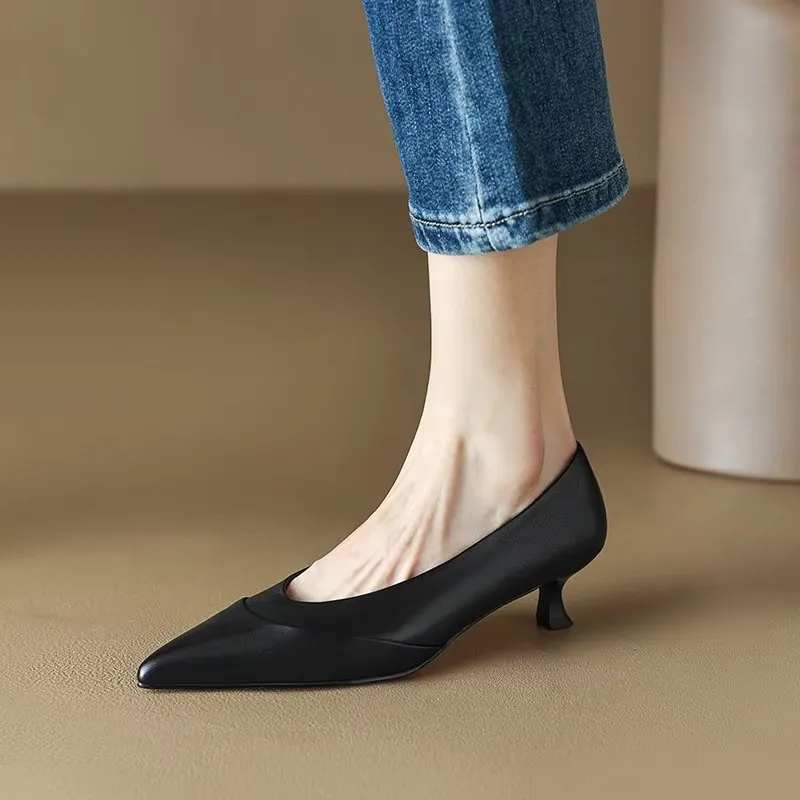 Veltique Chic Slide Heels