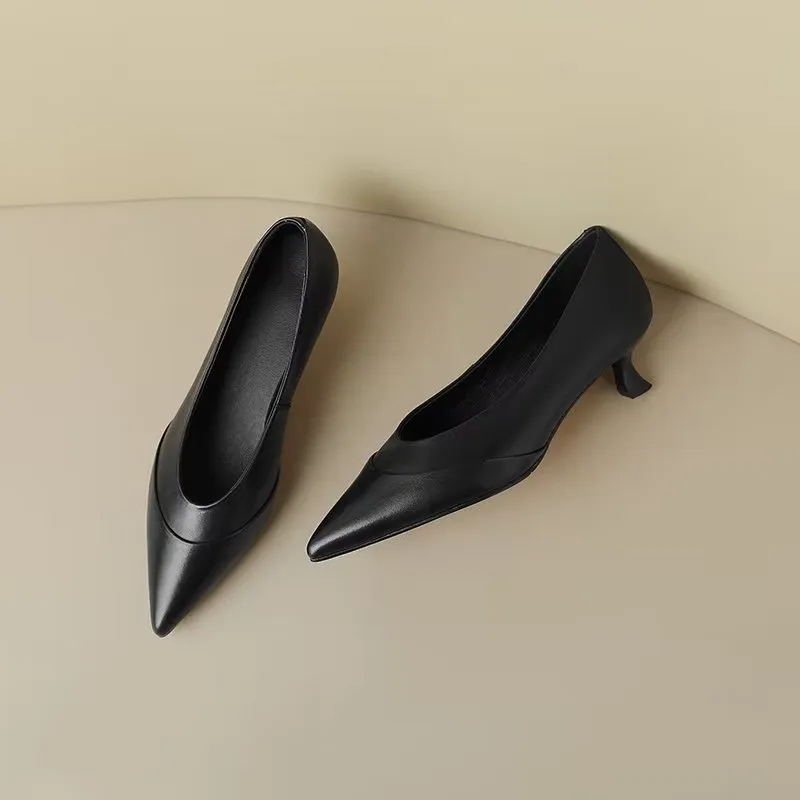 Veltique Chic Slide Heels